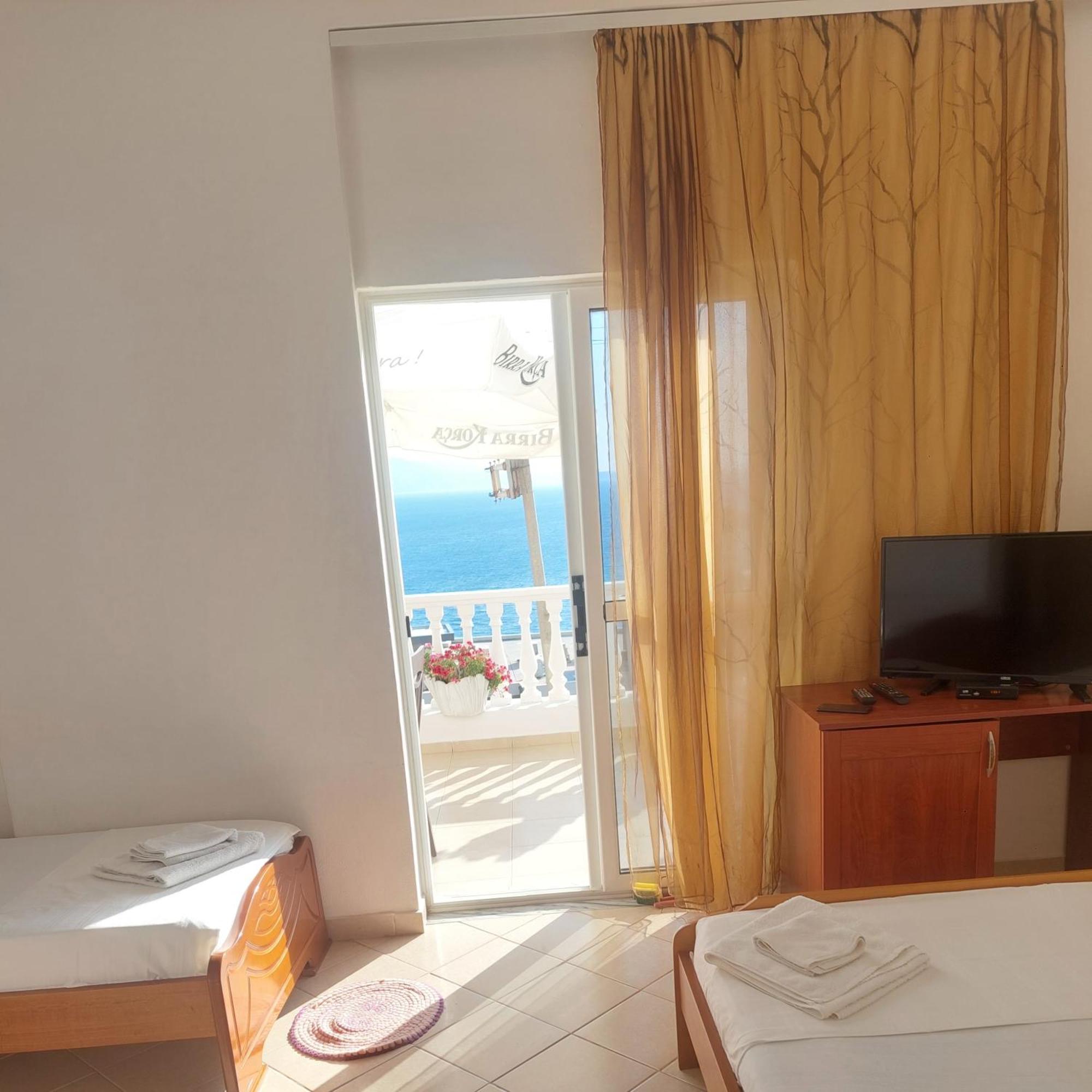 Makla Apartment Sarande Phòng bức ảnh